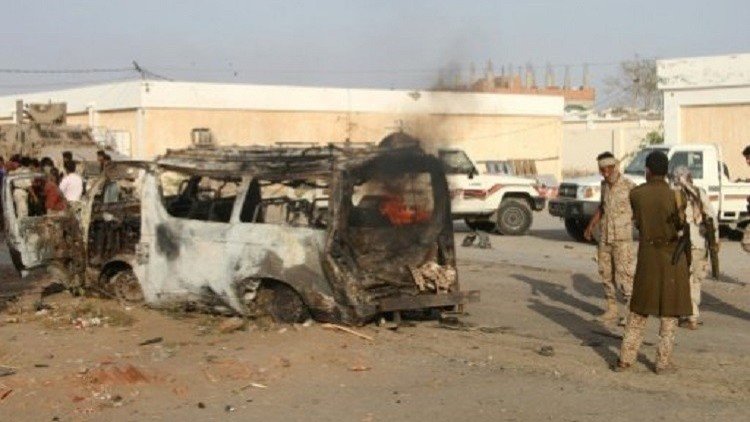 اليمن.. مقتل شخصين يشتبه بانتمائهما إلى "القاعدة" في ضربة جوية