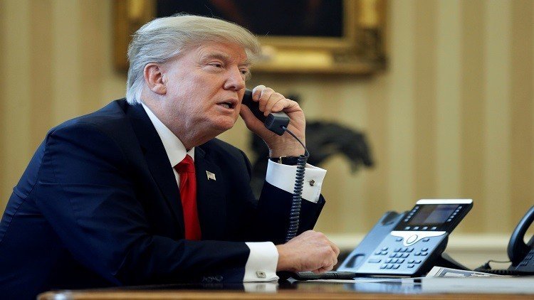 ترامب يهاتف قائد المدمرة التي نفذت الضربة الأمريكية على سوريا