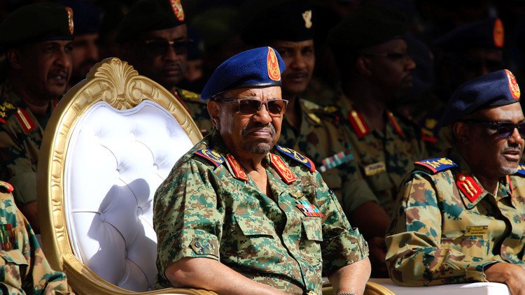 عمر البشير: يومنا سعودي خالص..