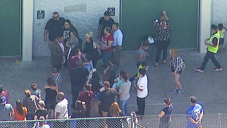 تفاصيل جريمة قتل شنيعة لمعلمة وتلميذها في كاليفورنيا