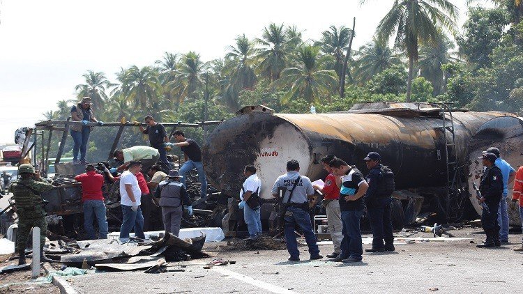مصرع 24 شخصا بانفجار حافلة وقود في المكسيك