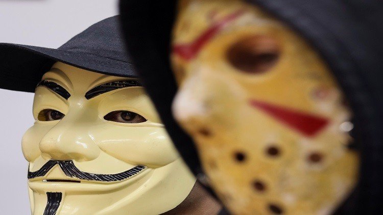 أمريكيون يخترقون بنوكا خليجية 