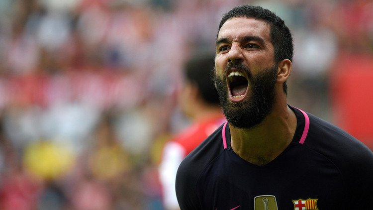برشلونة يوافق على بيع أردا توران