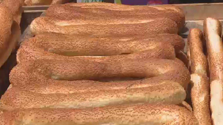 إسرائيل.. تستهدف باعة الكعك في القدس