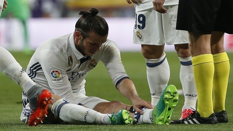 من كان أسوأ لاعب في كلاسيكو الأرض ؟؟ 