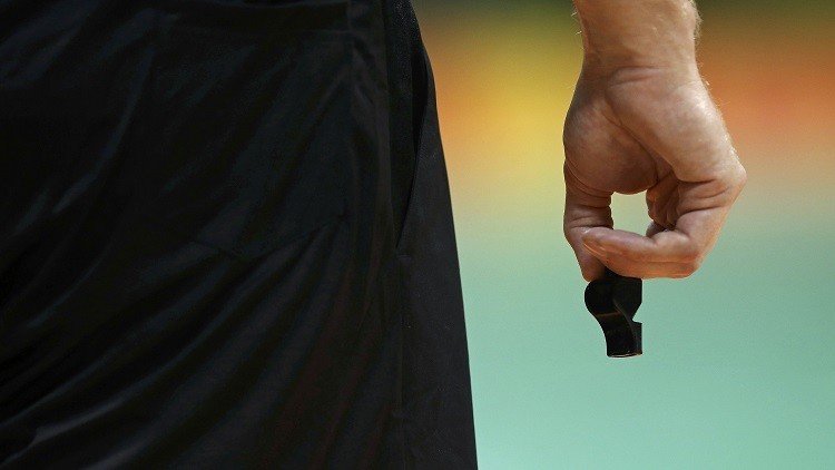 بالفيديو: هدف "فضيحة" .. خطأ من الحكم لا يغتفر 