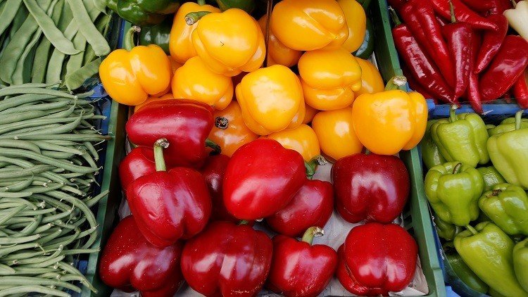 الإمارات تحظر استيراد الخضروات من دول عربية
