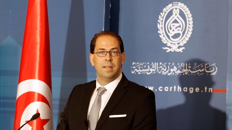 رئيس الوزراء التونسي يزور تطاوين وسط إضراب عام