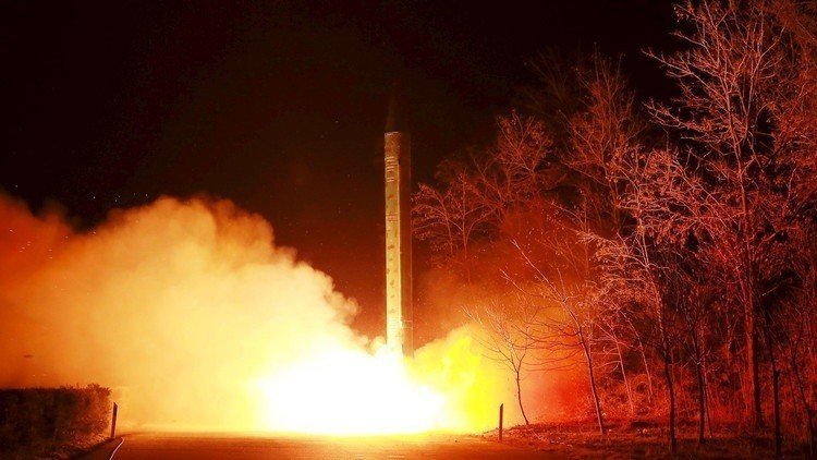 كوريا الشمالية تجري اختبارا لإطلاق صاروخ باليستي 