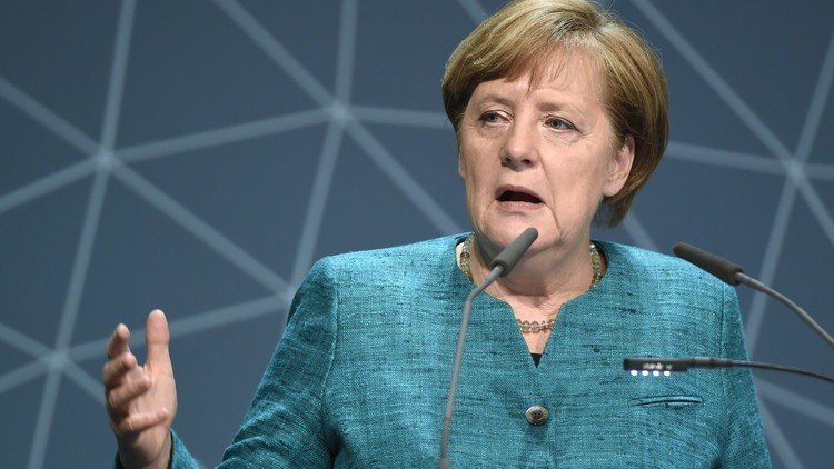ميركل ترحب بلقاء قادة الاتحاد الأوروبي مع أردوغان في قمة الناتو