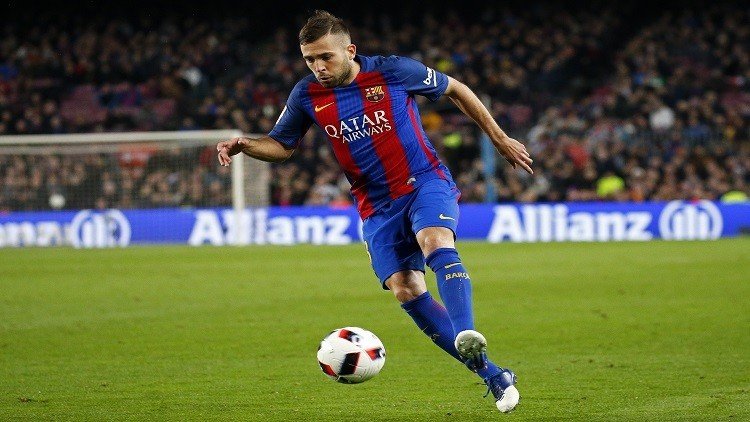 جوردي ألبا يحسم مصيره مع برشلونة