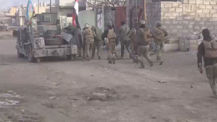 تواصل معارك البلدة القديمة بأيمن الموصل
