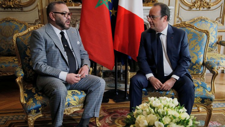 هولاند يستقبل العاهل المغربي في باريس