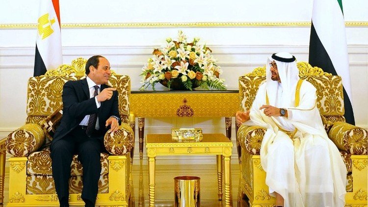 السيسي يبحث مع آل نهيان الإرهاب والتدخلات الخارجية