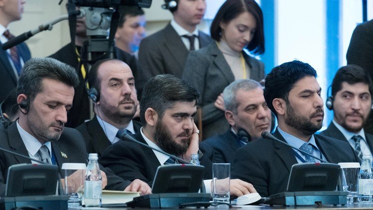 من أعاد الوفد المعارض إلى طاولة مفاوضات أستانا؟