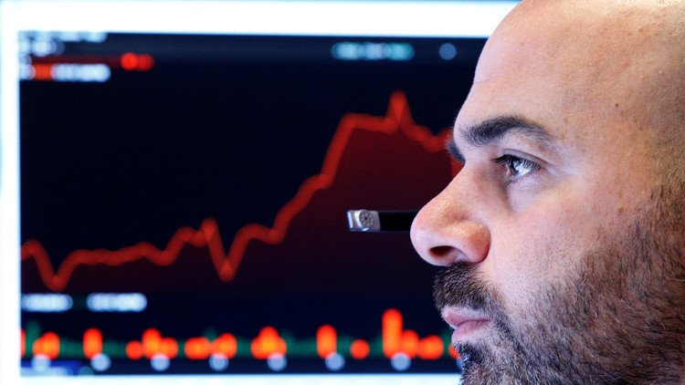 تبعات سيناريو عزل ترامب على الأسواق العالمية! 
