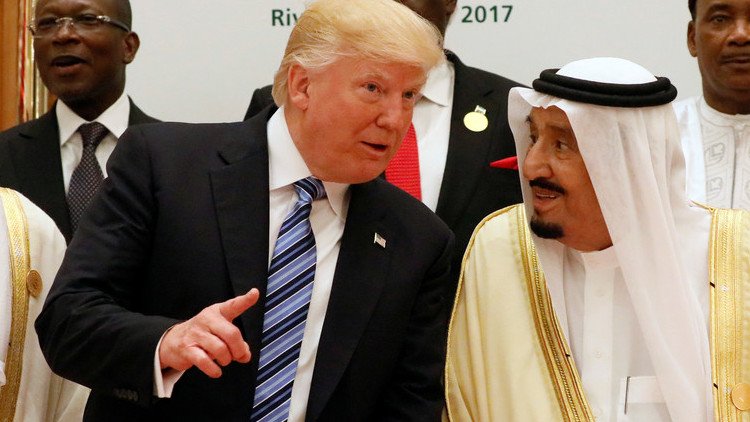اختتام القمة الإسلامية الأمريكية.. ترامب يدعو إلى عزل إيران والملك سلمان يصفها برأس حربة الإرهاب 