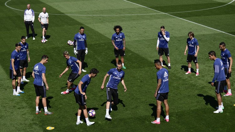 رسميا.. تشكيلة ريال مدريد لمباراته المصيرية ضد ملقا
