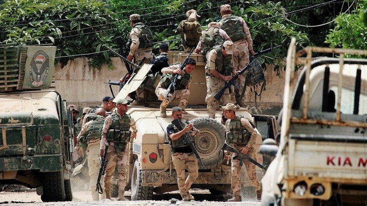 الجيش العراقي ينصب جسرا عائما جديدا في الموصل وتستعد لهجوم أخير على 
