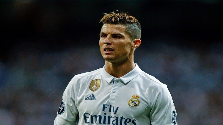 كريستيانو رونالدو يسدد 6 ملايين يورو للضرائب