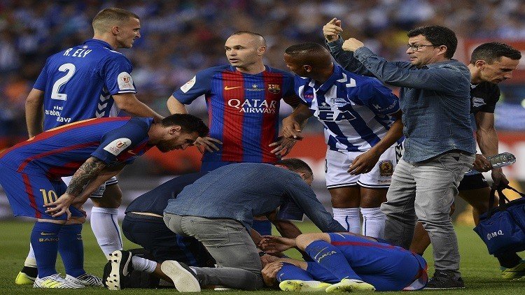 برشلونة يحدد مدة غياب ماسكيرانو