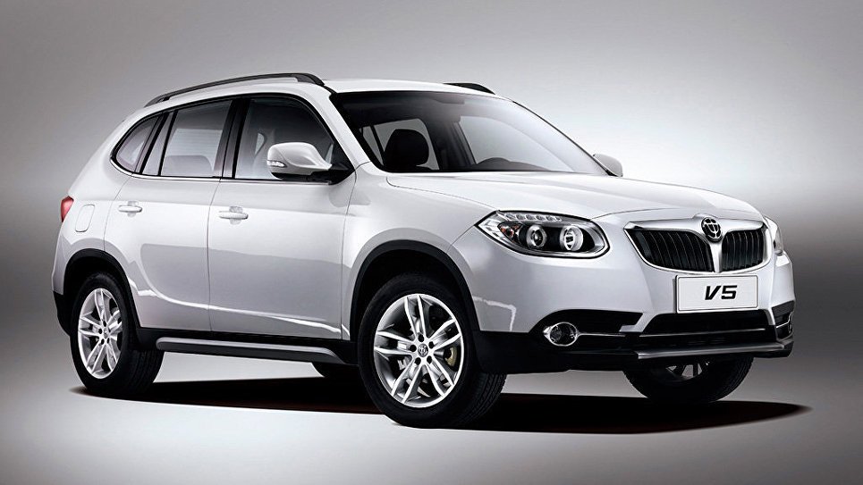 تليها في المرتبة الثالثة Brilliance V5 بسعر 782 ألف روبل (نحو 13.72 ألف دولار)