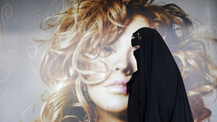 النمسا تحظر ارتداء البرقع