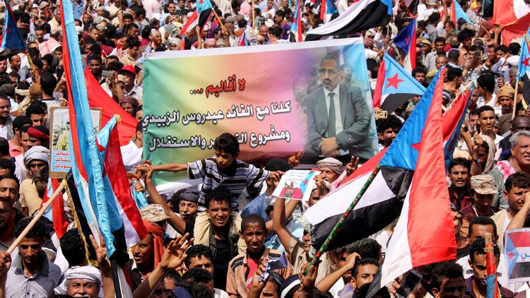 اليمن.. أنباء عن تأييد عربي ودولي للمجلس الانتقالي الجنوبي