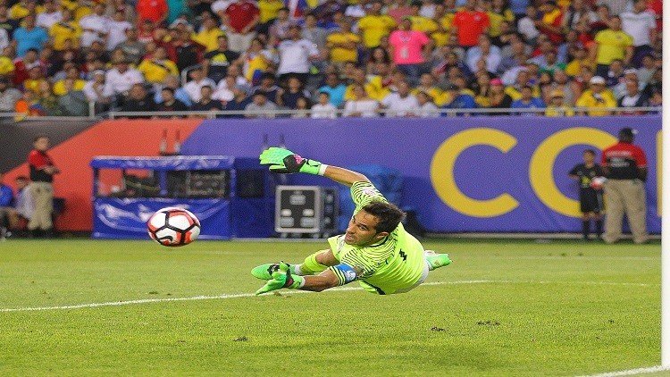 برافو يغيب عن مواجهة تشيلي والكاميرون في كأس القارات