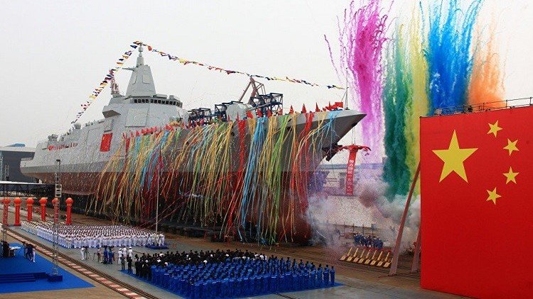 الصين تطلق مدمرة من جيل جديد