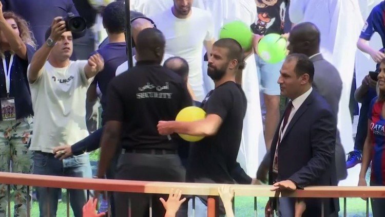 ثلاثي برشلونة يحط الرحال في قطر