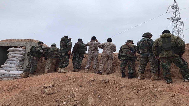 تقدم جديد للجيش السوري نحو مطار الطبقة الذي تجاهد واشنطن لشغله