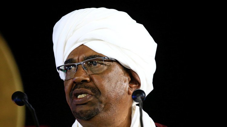 البشير يبدأ جهوده لـ