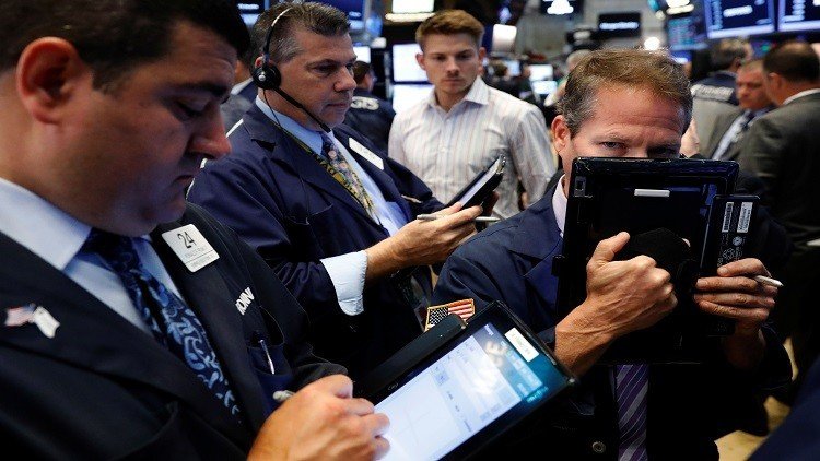 النفط يرتفع بفعل مؤشرات على نمو الطلب