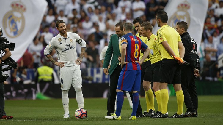 العالم بانتظار "الكلاسيكو" في كأس السوبر