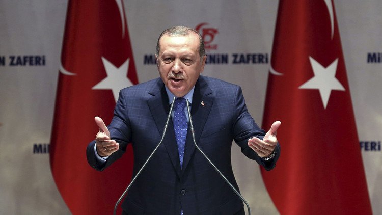 تركيا.. في ذكرى الانقلاب الفاشل.. صوت أردوغان بدل نغمة الاتصال
