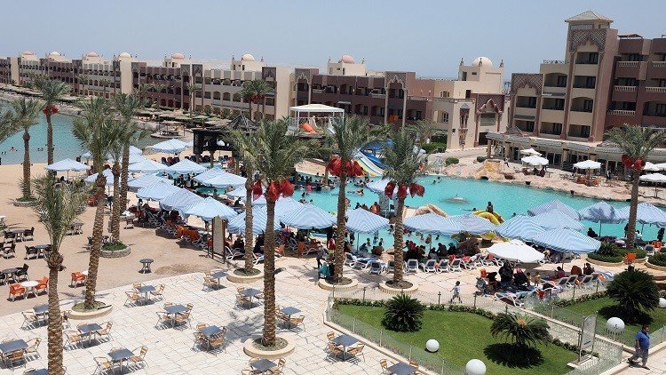 السياحة المصرية تتجاوز حادثة الغردقة