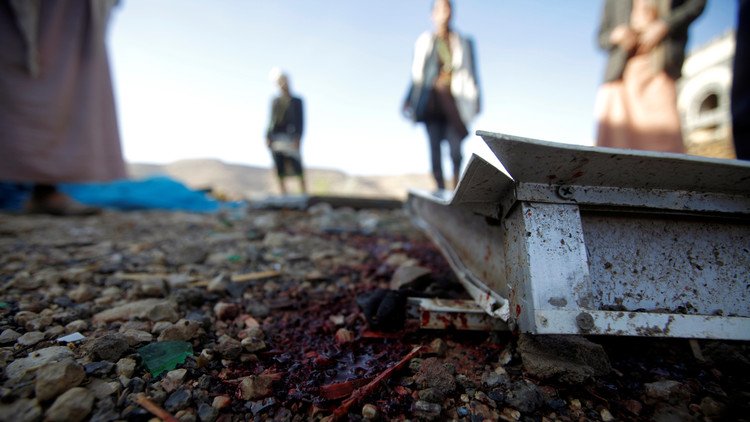 مقتل 20 مدنيا بغارة للتحالف العربي غرب محافظة تعز اليمنية