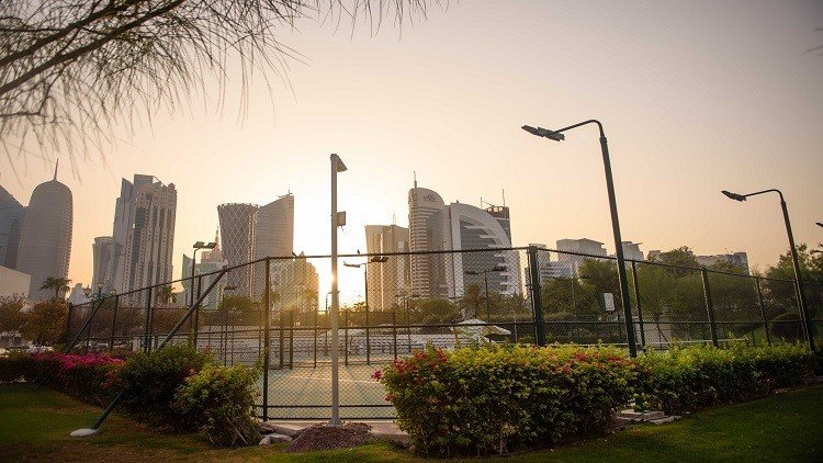 الأزمة تقصم ظهر الشركات الخليجية 
