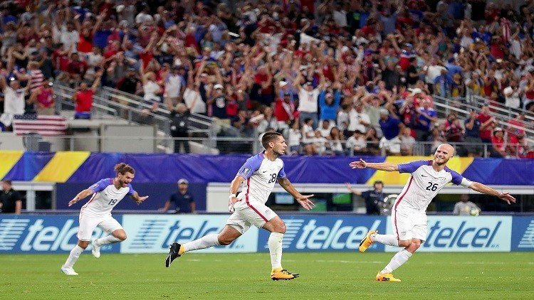 الولايات المتحدة تتأهل إلى نهائي بطولة الكأس الذهبية