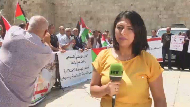 إسرائيل تعتقل عشرات الفلسطينيين بالضفة