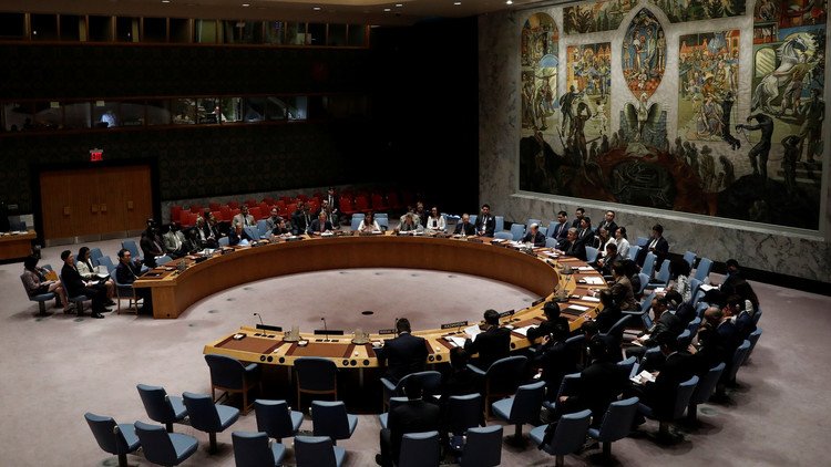 ملادينوف: نخشى تحول التوتر في القدس إلى صراع ديني