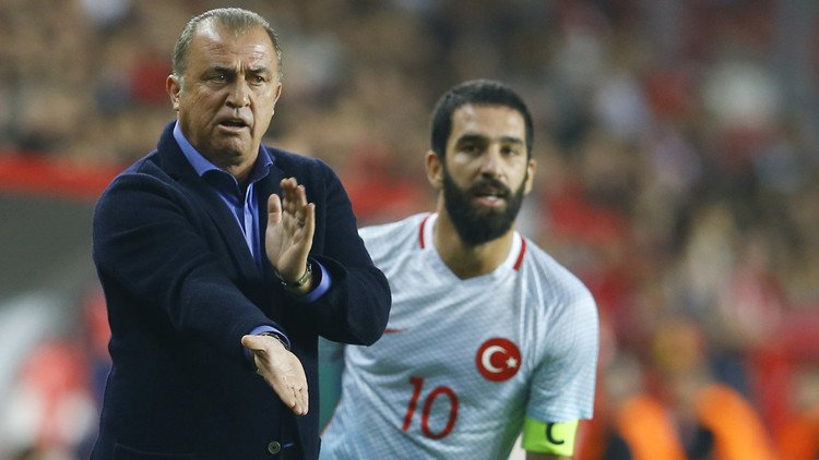 مشاجرة تنهي مشوار فاتح تريم مع منتخب تركيا