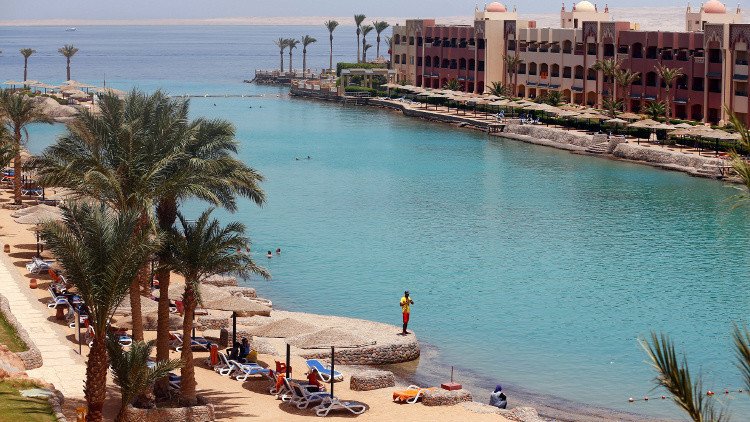 وفاة سائحة تشيكية طعنت قبل أسبوعين في الغردقة المصرية