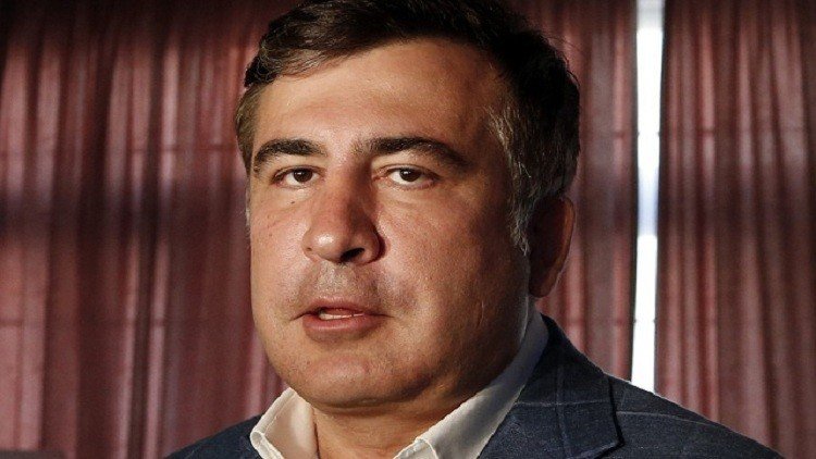 بعد بقائه بلا جنسية.. ليتوانيا تبحث منح الرئيس الجورجي السابق جنسيتها