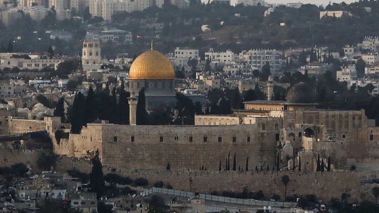 روسيا تدعو للتخلي عن اتخاذ خطوات أحادية في المسجد الأقصى 