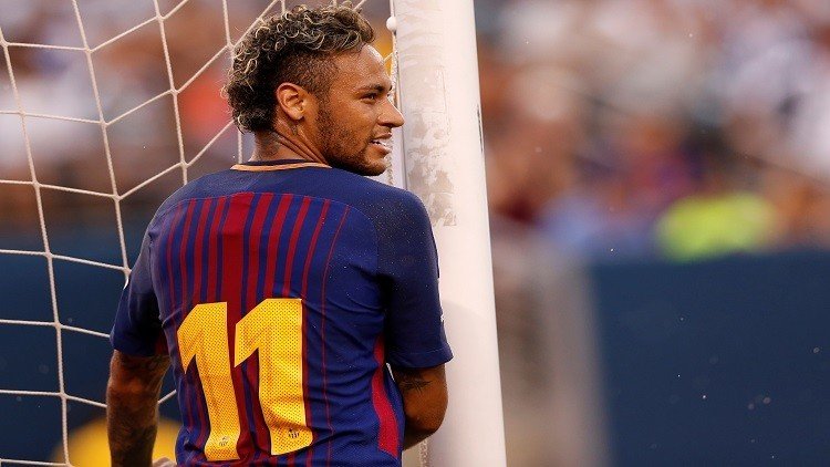 رسميا.. برشلونة يعلن عن رغبة نيمار في مغادرة النادي