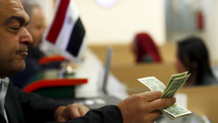 الحكومة المصرية ترفع أسعار تذاكر الحافلات العامة