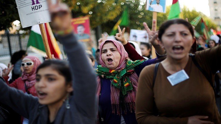  احتجاجات على تزايد العنف ضد النساء في تركيا