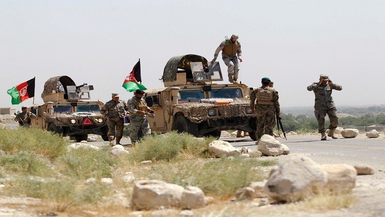 مقتل 4 رجال أمن أفغان بانفجار سيارة مفخخة